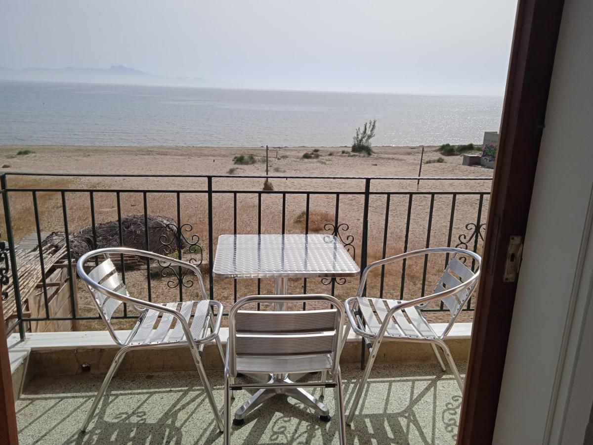 Apartment On The Beach Ártemida Kültér fotó